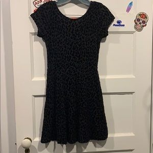 Aeropostale stretchy leopard pattern black dress S